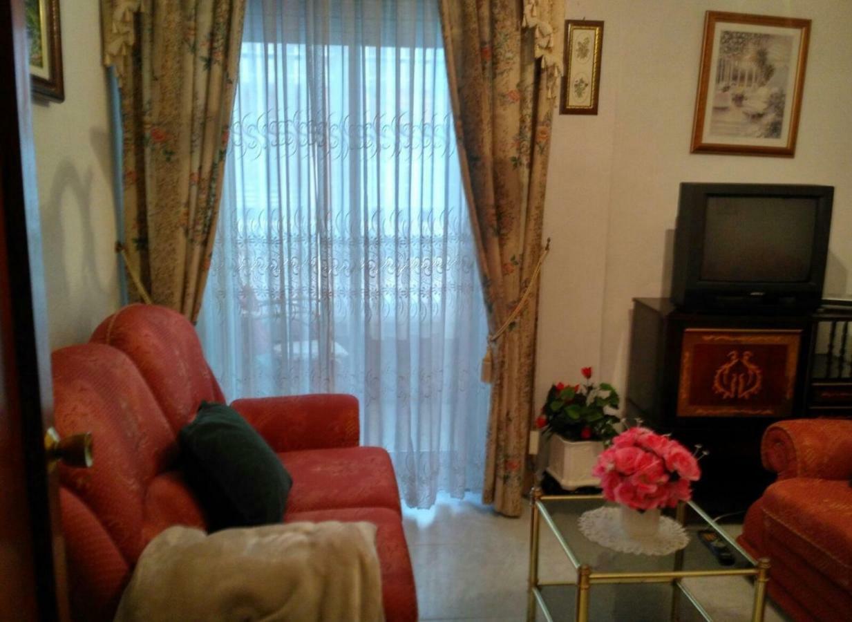 93 Avenida Portugal Apartment